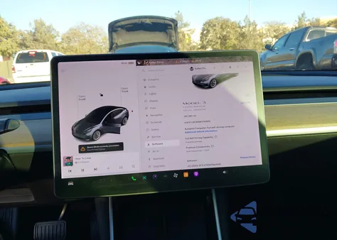 2019 Tesla Model 3 из США, поврежденный, VIN 5YJ3E1EB9KF191825